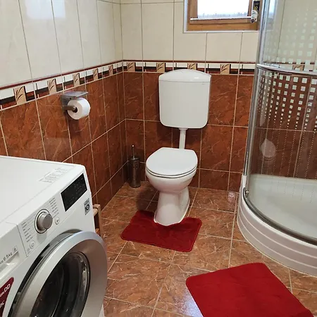Malomkerek Vendeghaz 1. Apartment
